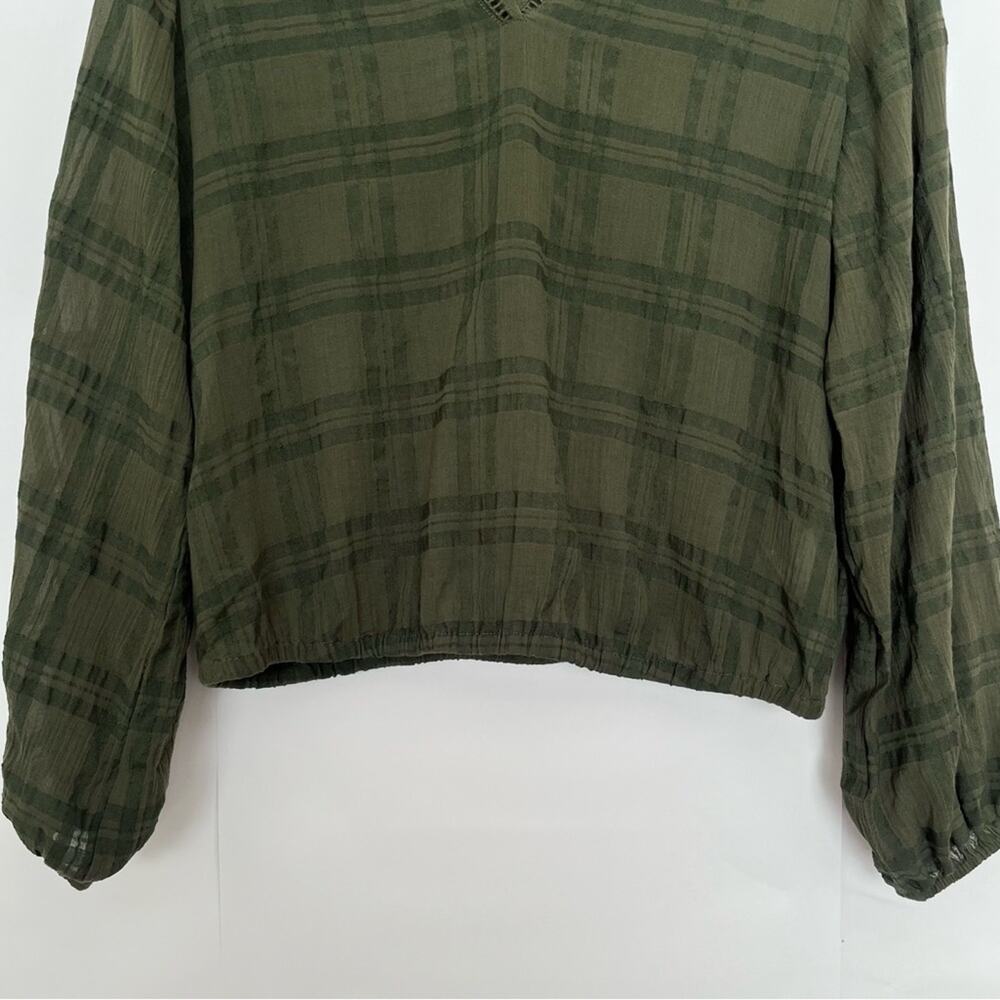 Express V-Neck Blouse Sheer Long Sleeve Relaxed Fit Officewear Size Medium Olive - Picture 8 of 15